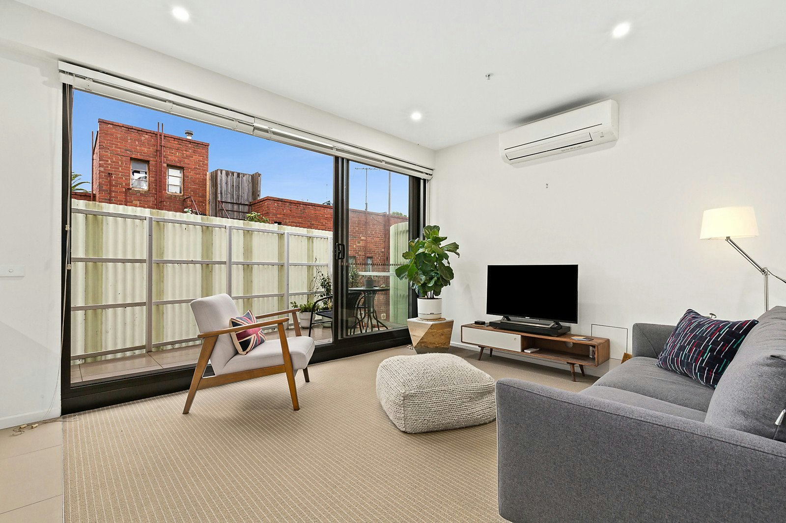 24/23 Mitford Street, St Kilda, VIC