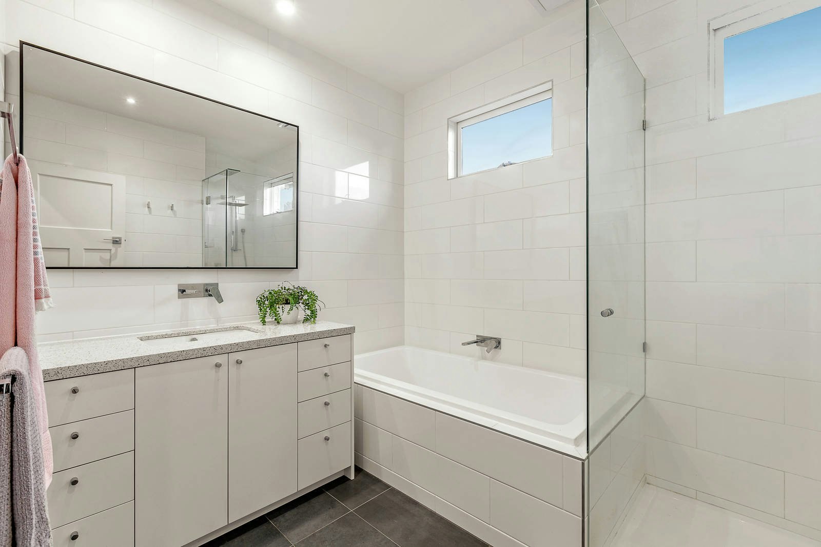 14 Jean Street, McKinnon, VIC