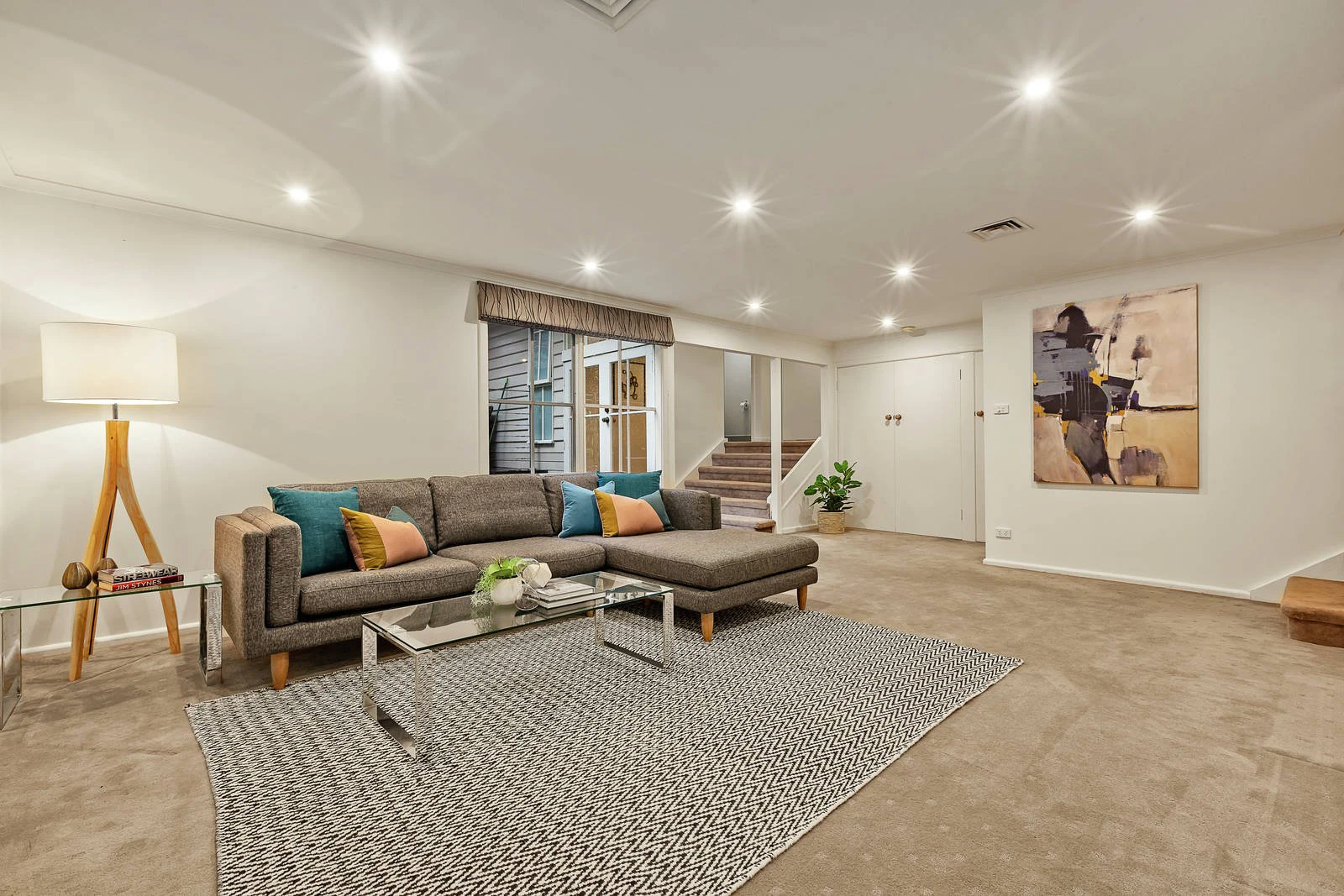 36 Vivianne Avenue, Mont Albert North, VIC