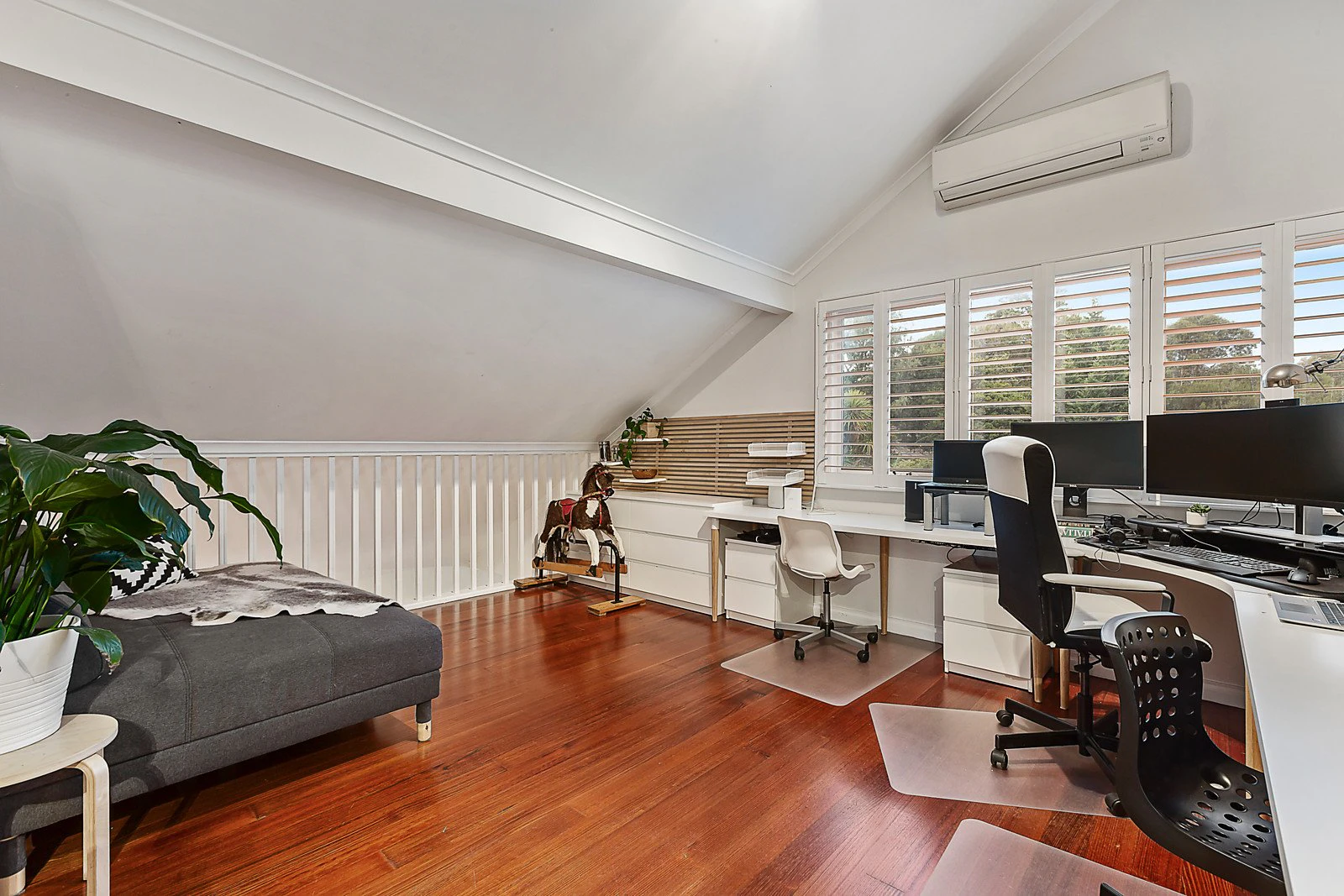 21 Iris Road, Glen Iris, VIC