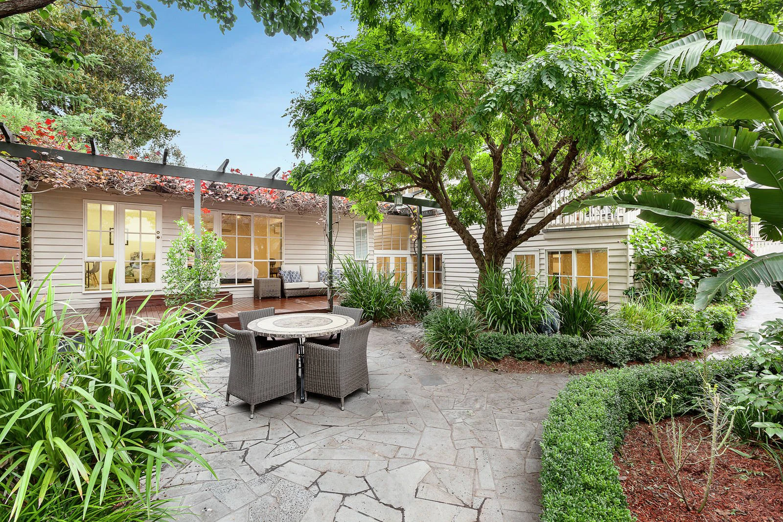 36 Vivianne Avenue, Mont Albert North, VIC