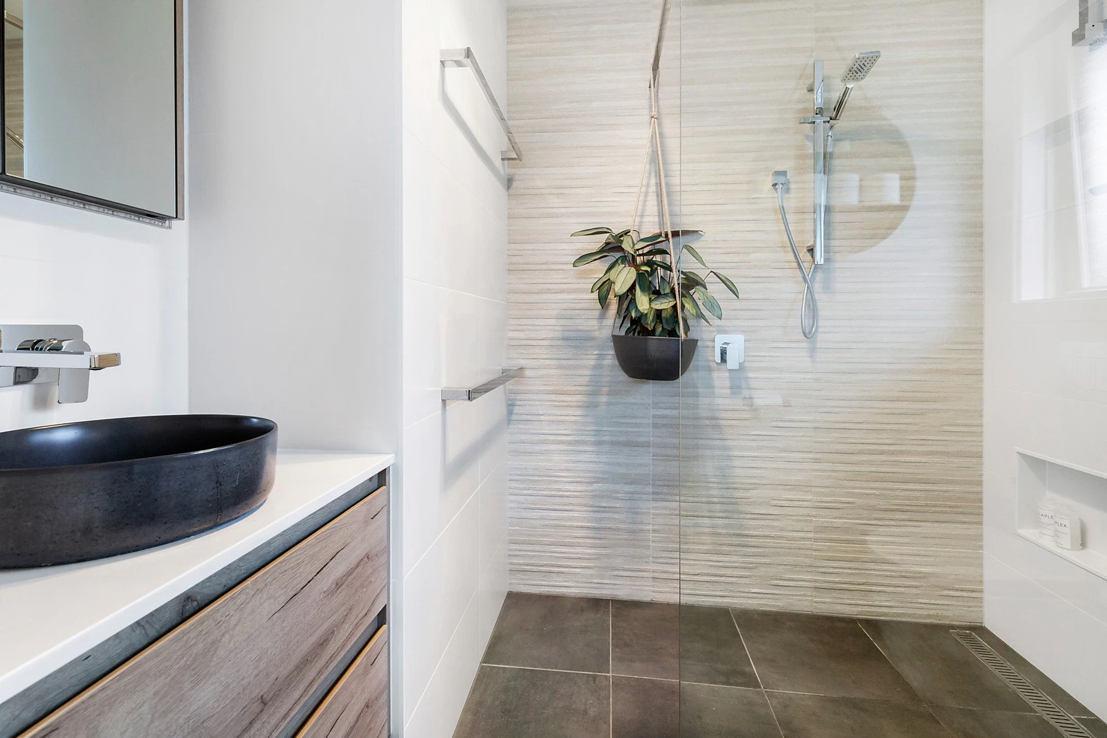 33 Oakden Street, Pearcedale, VIC