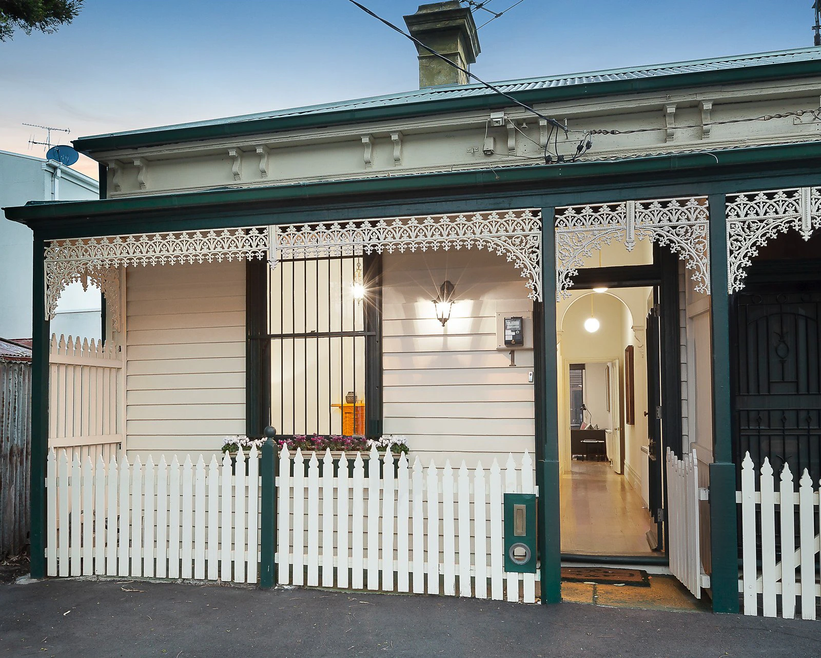1 Kerferd Place, Albert Park, VIC