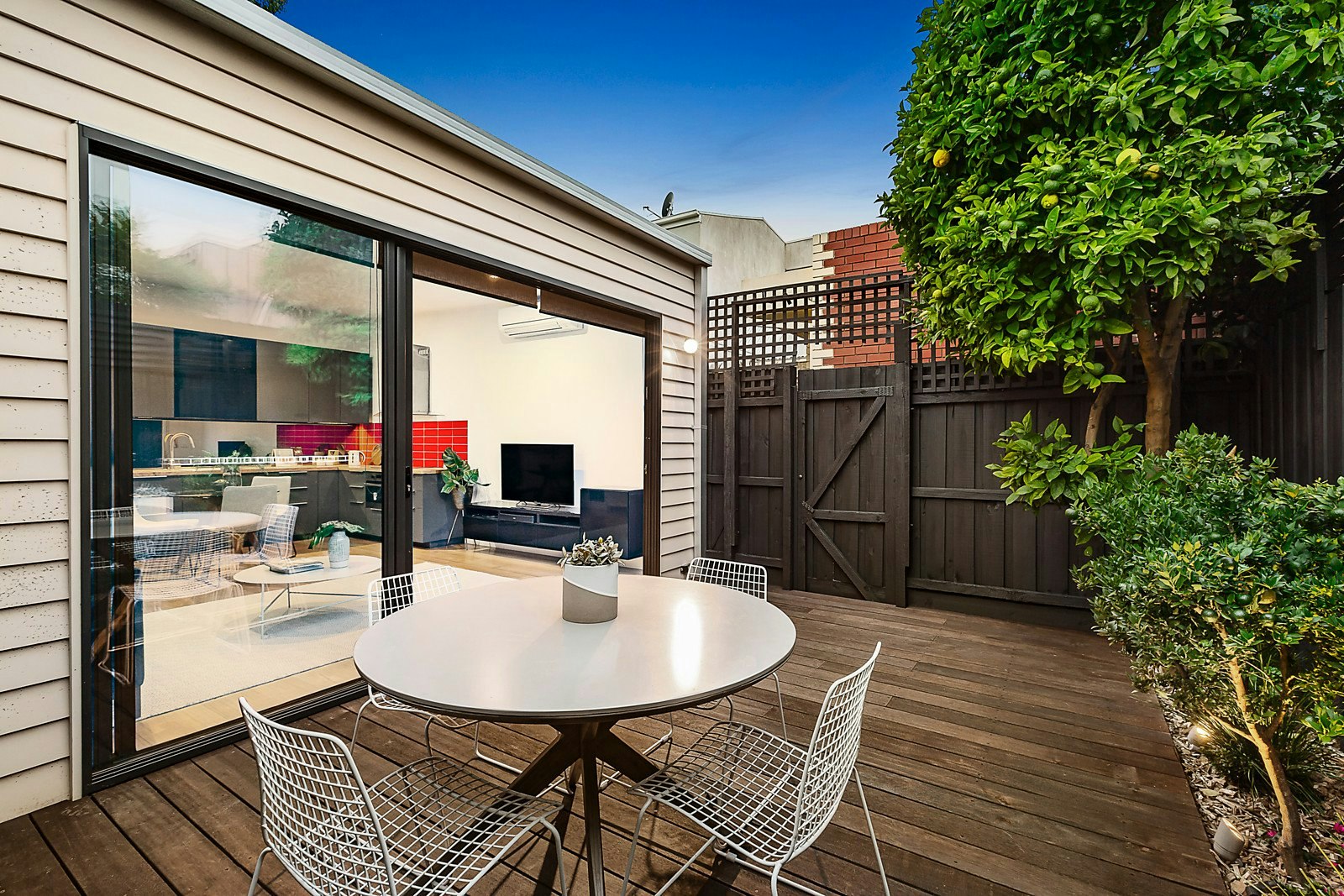 1 Kerferd Place, Albert Park, VIC