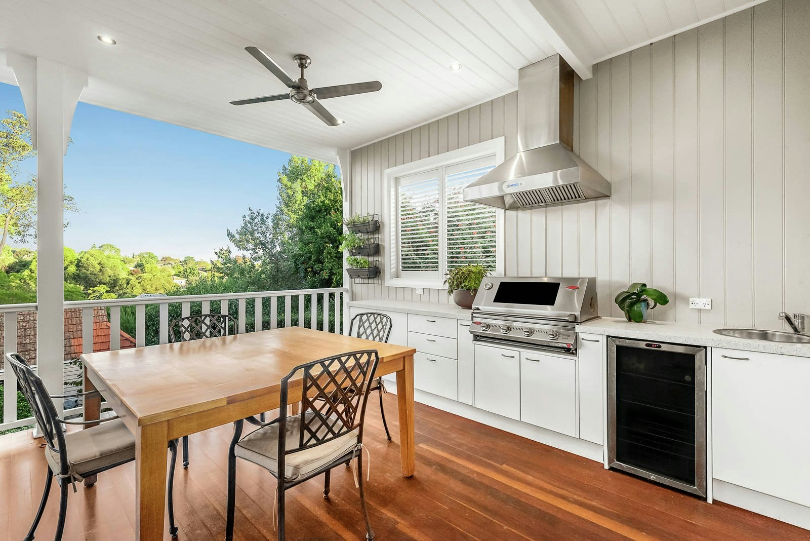 18 Arundel Crescent, Surrey Hills, VIC