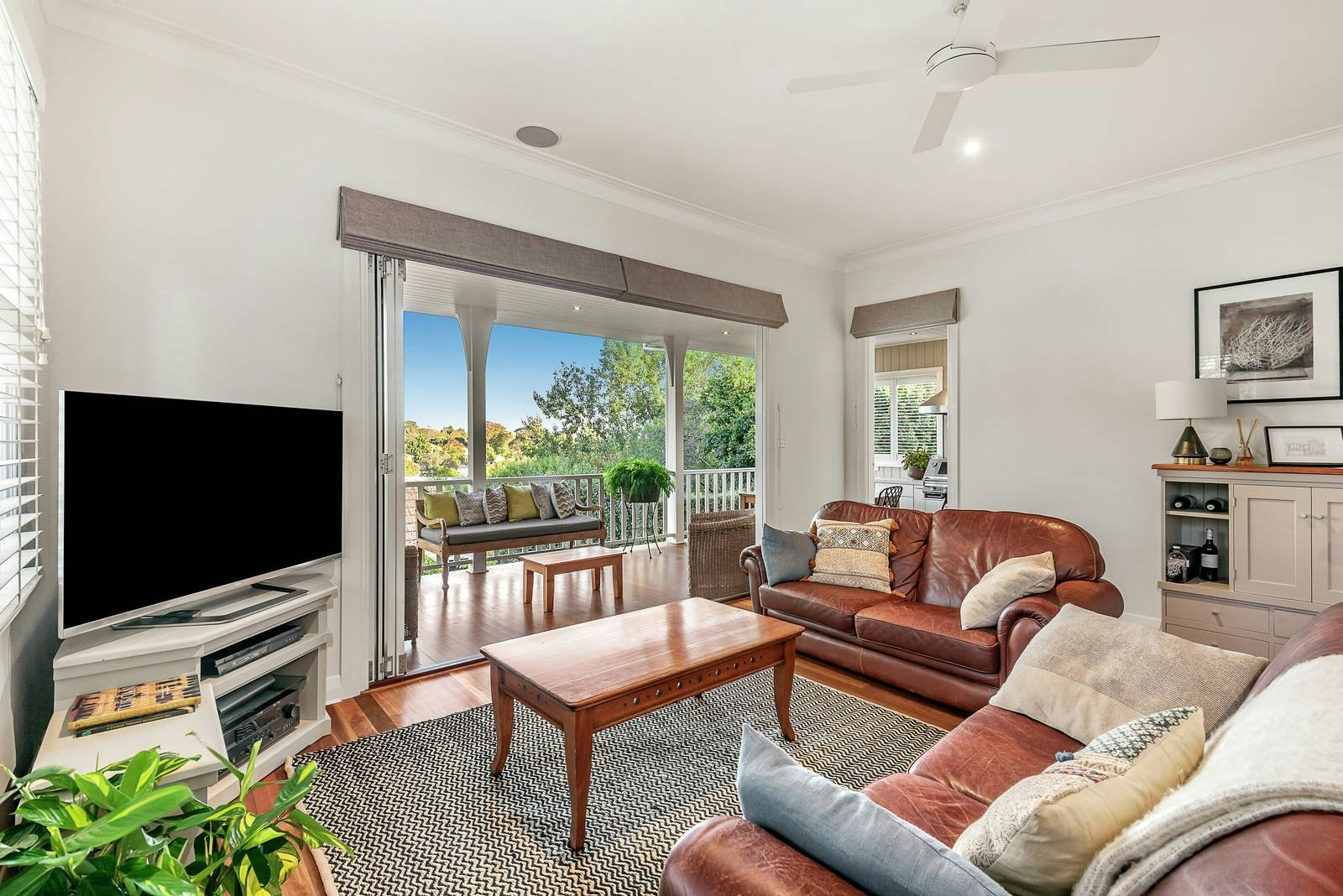 18 Arundel Crescent, Surrey Hills, VIC