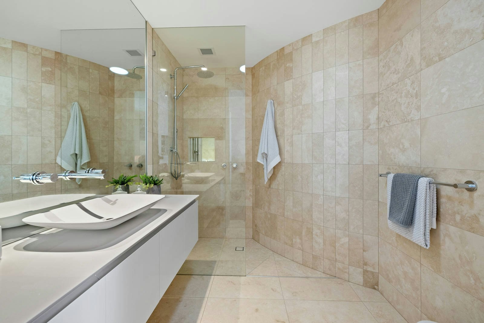 3D Moffat Street, Brighton, VIC