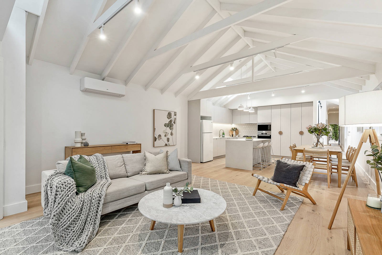 18 Empress Road, Surrey Hills - Thumbnail 4