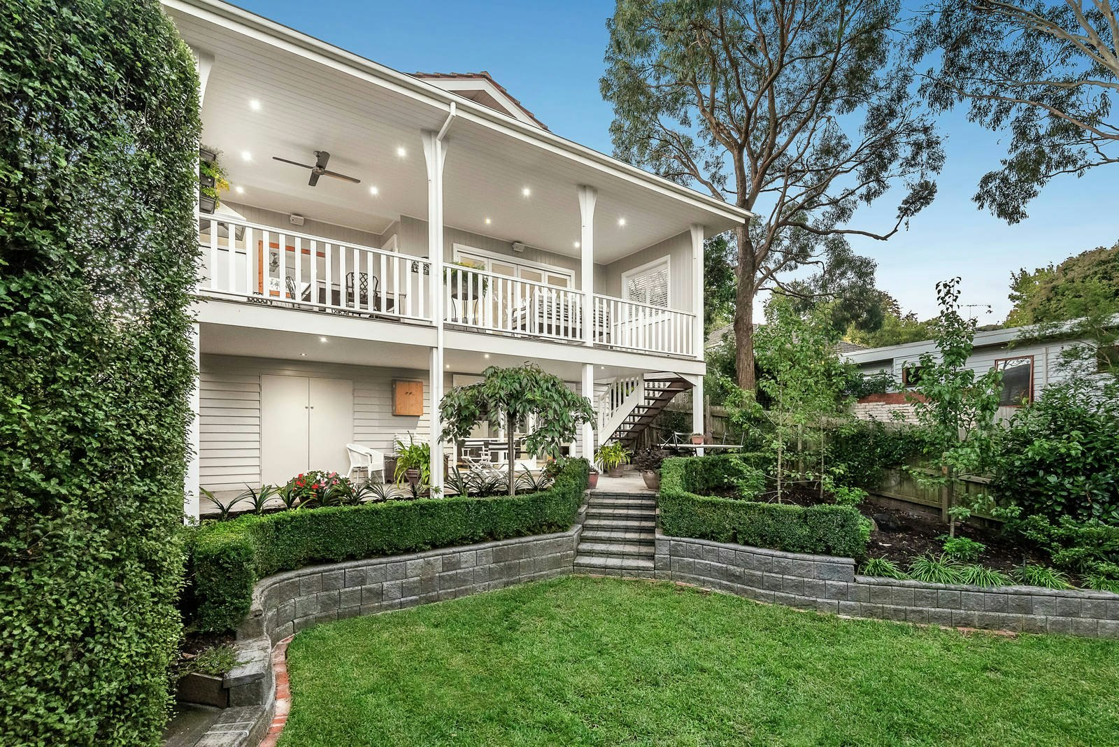 18 Arundel Crescent, Surrey Hills, VIC