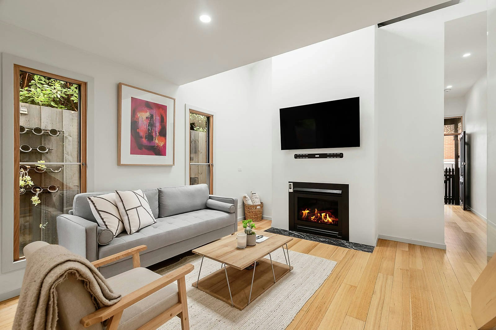 16 Carter Street, Albert Park, VIC