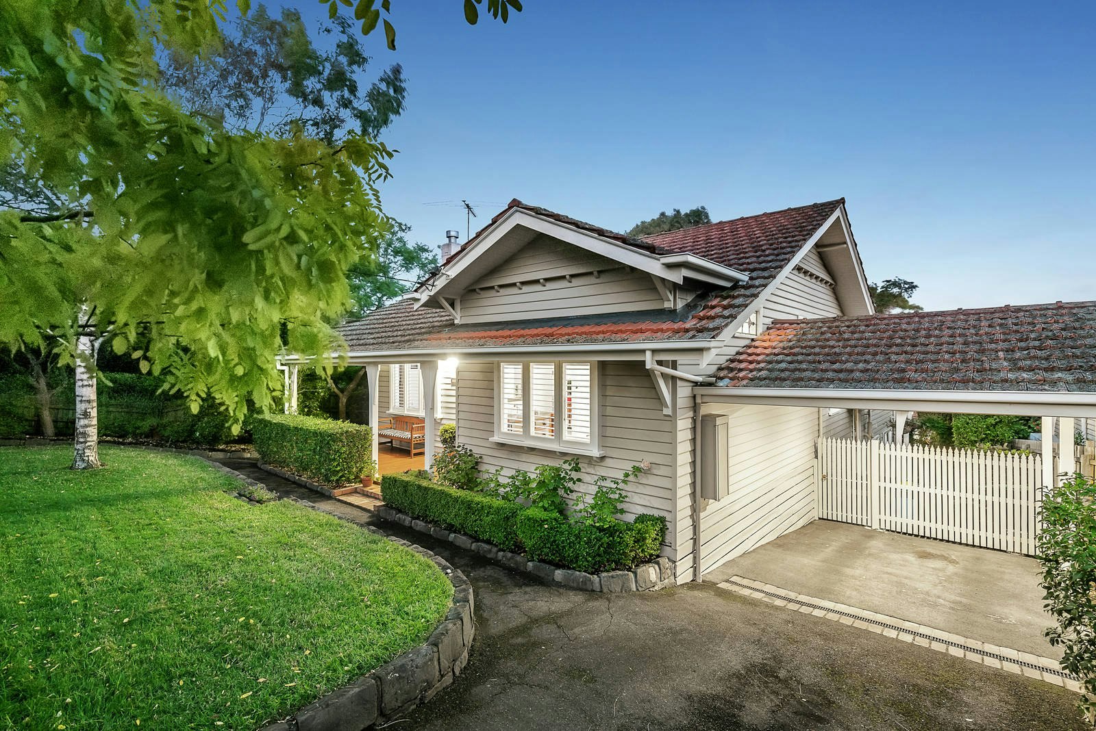 18 Arundel Crescent, Surrey Hills, VIC