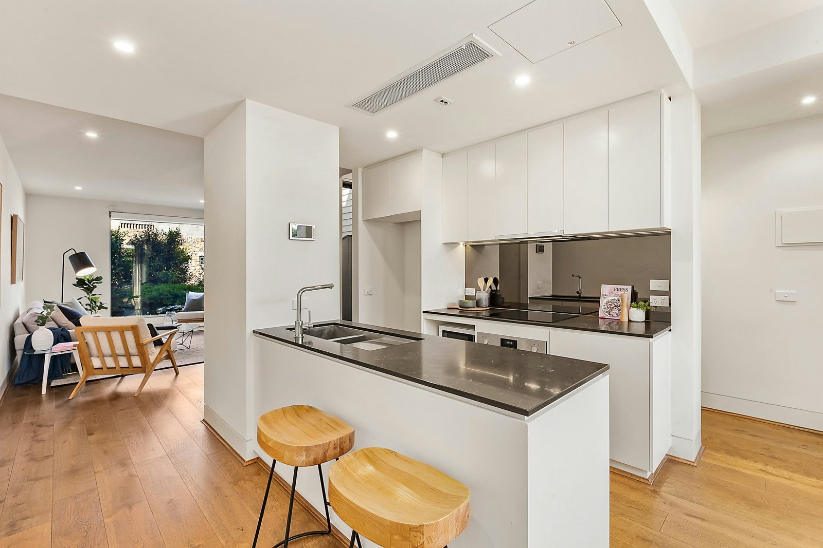 69 Alfred Street, Port Melbourne, VIC