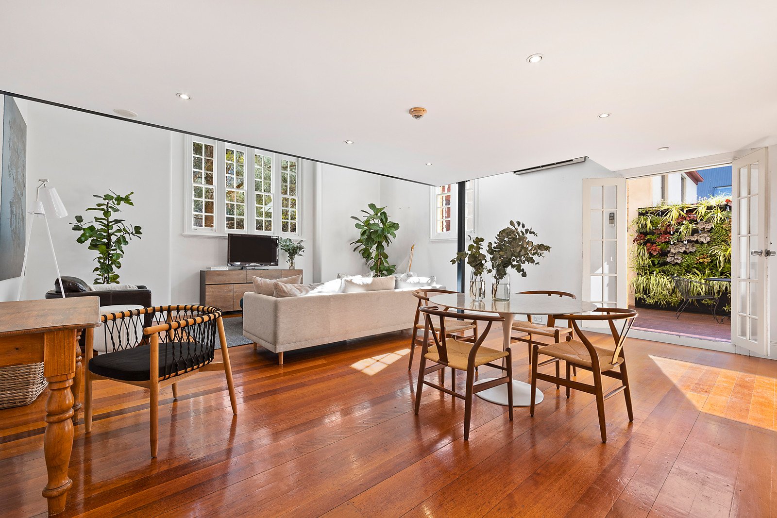 5/284 Dorcas Street, South Melbourne - Image 1