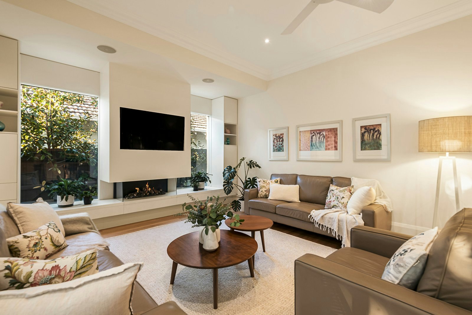 14 Torrington Place, Canterbury, VIC