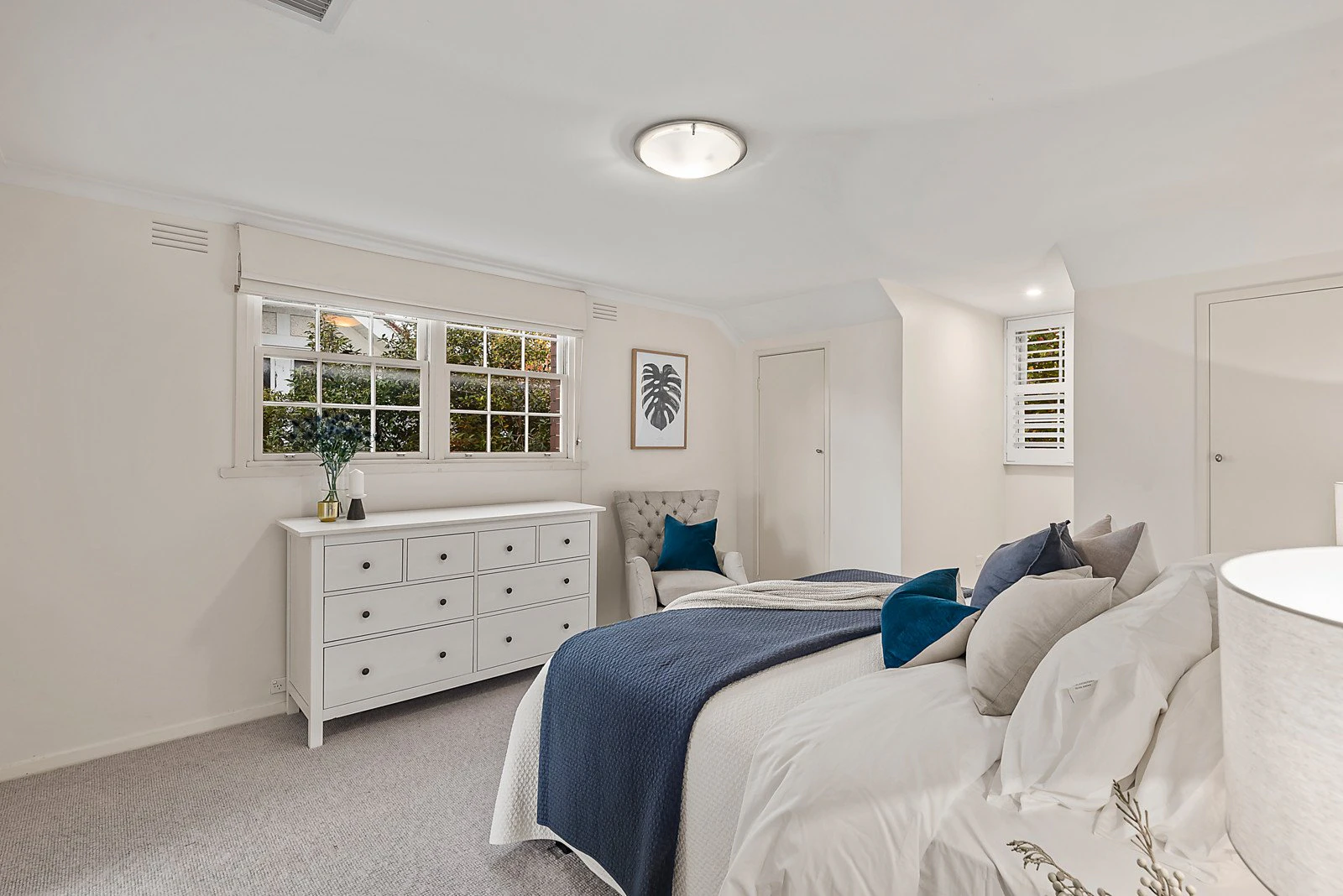 18 Rochester Road, Canterbury, VIC