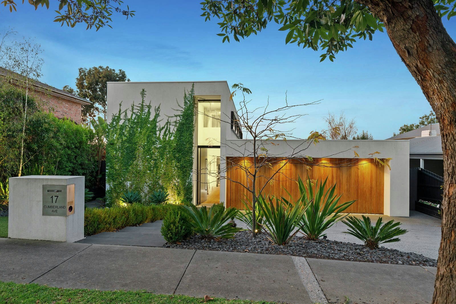 17 Cumberland Avenue, Balwyn North, VIC