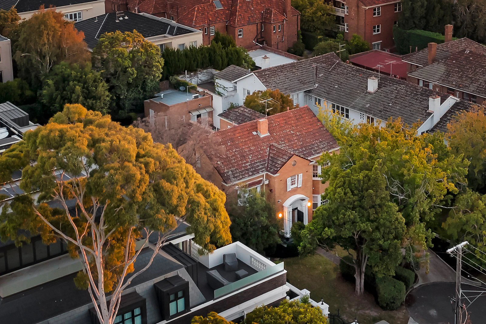 12 Lascelles Avenue, Toorak, VIC