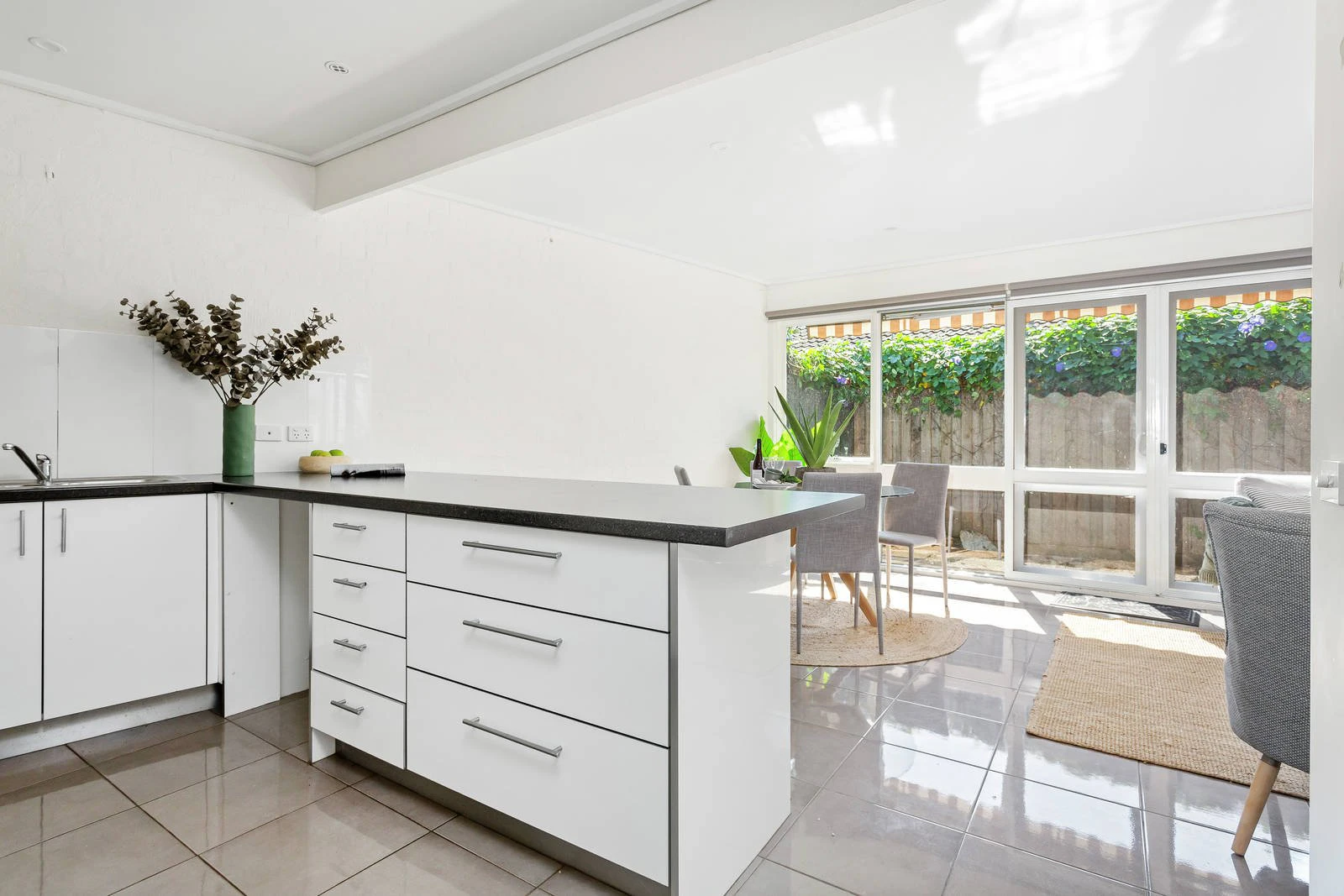 6/125 Mount Eliza Way, Mount Eliza, VIC