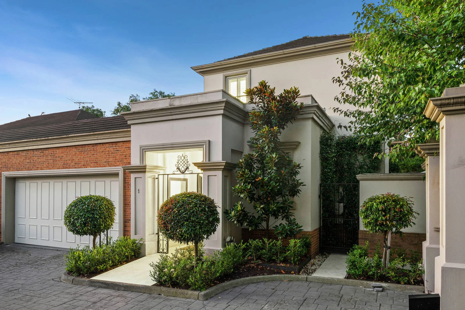 1/7-11 Mercer Road, Armadale, VIC