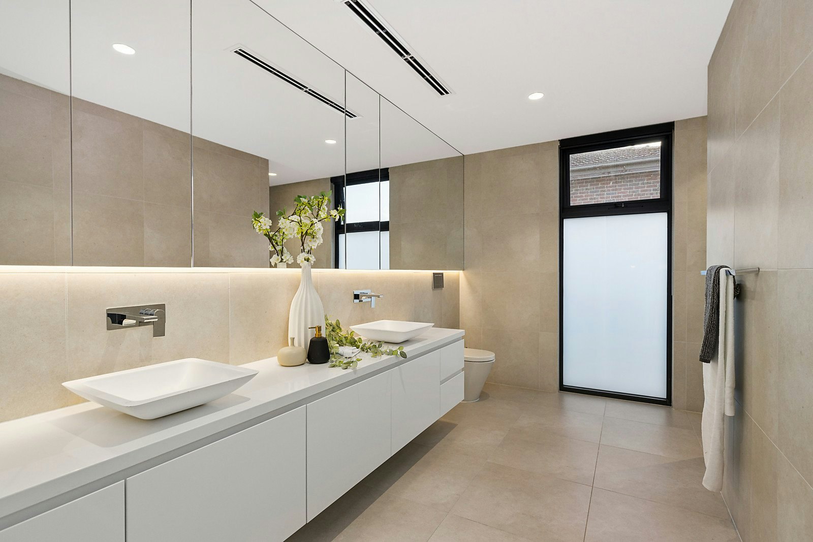 17 Cumberland Avenue, Balwyn North, VIC