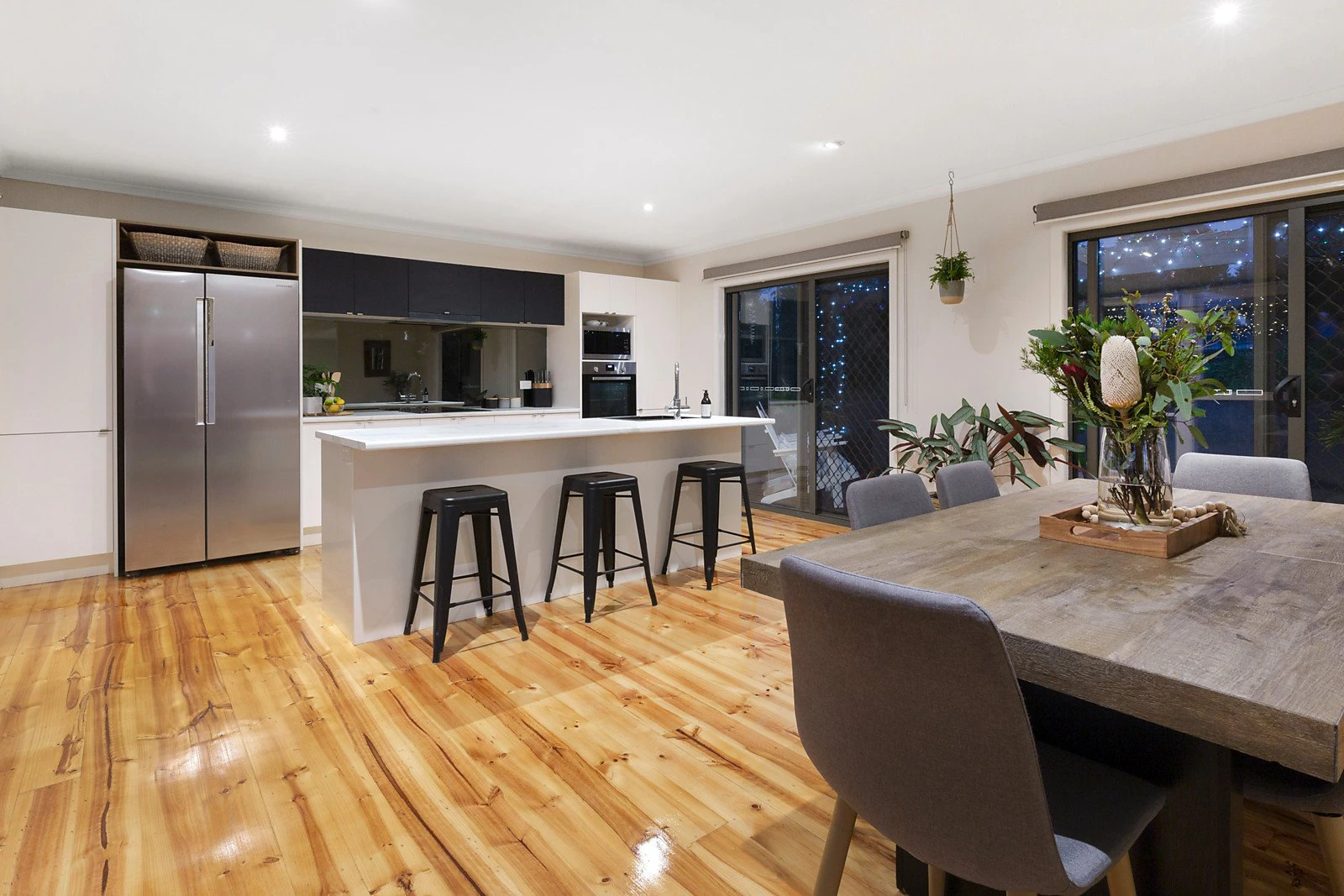 16 Meadow Lane, Mount Eliza, VIC