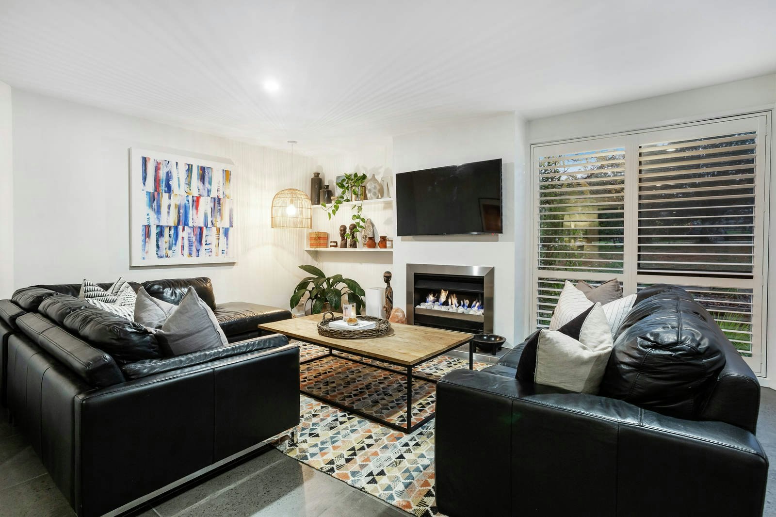 16 Jacaranda Crescent, Mornington, VIC