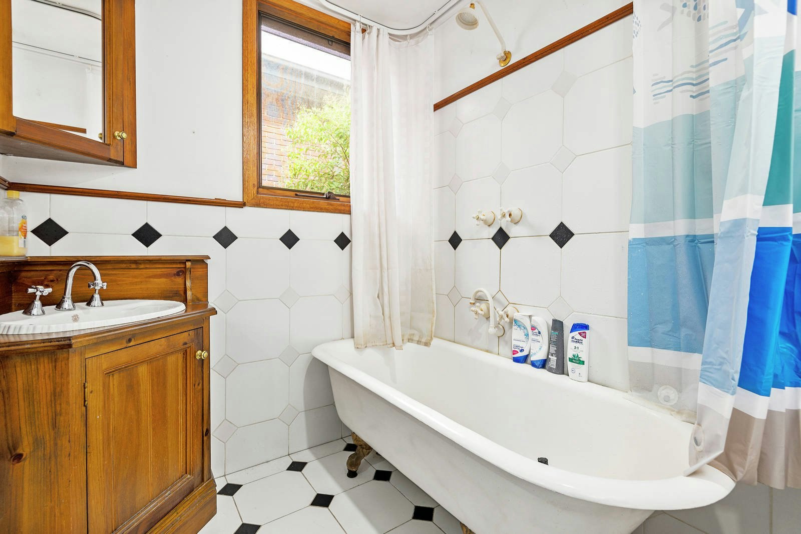 20 Staughton Road, Glen Iris, VIC