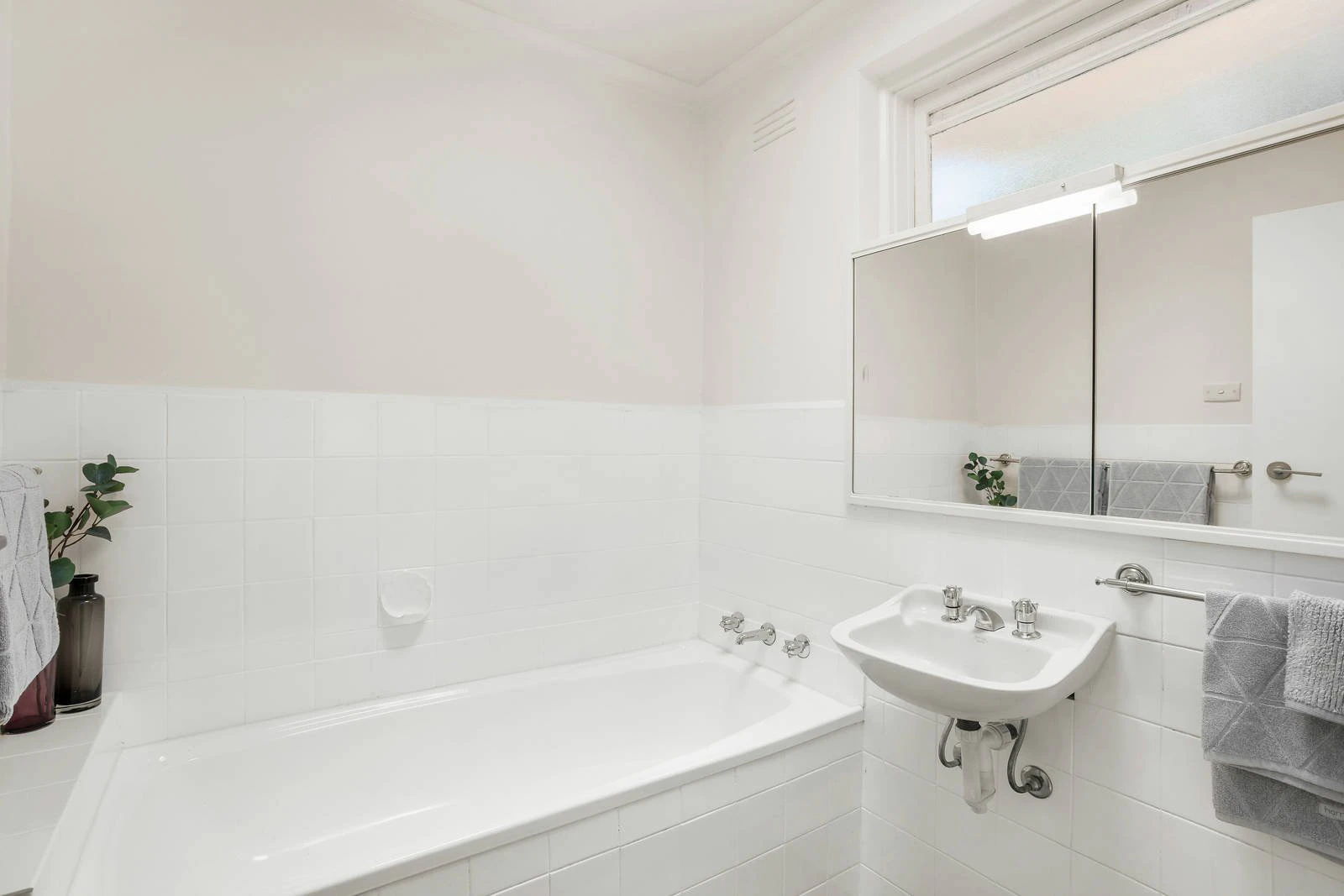 2/21 Mayston Street, Hawthorn East, VIC