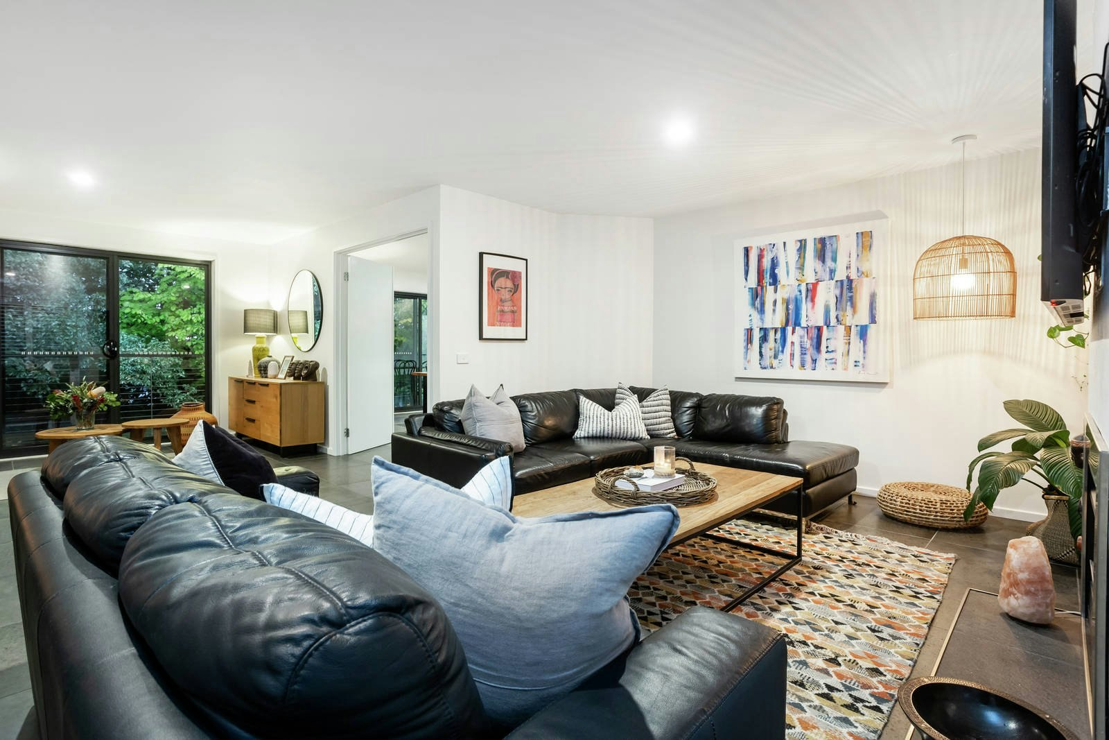 16 Jacaranda Crescent, Mornington, VIC