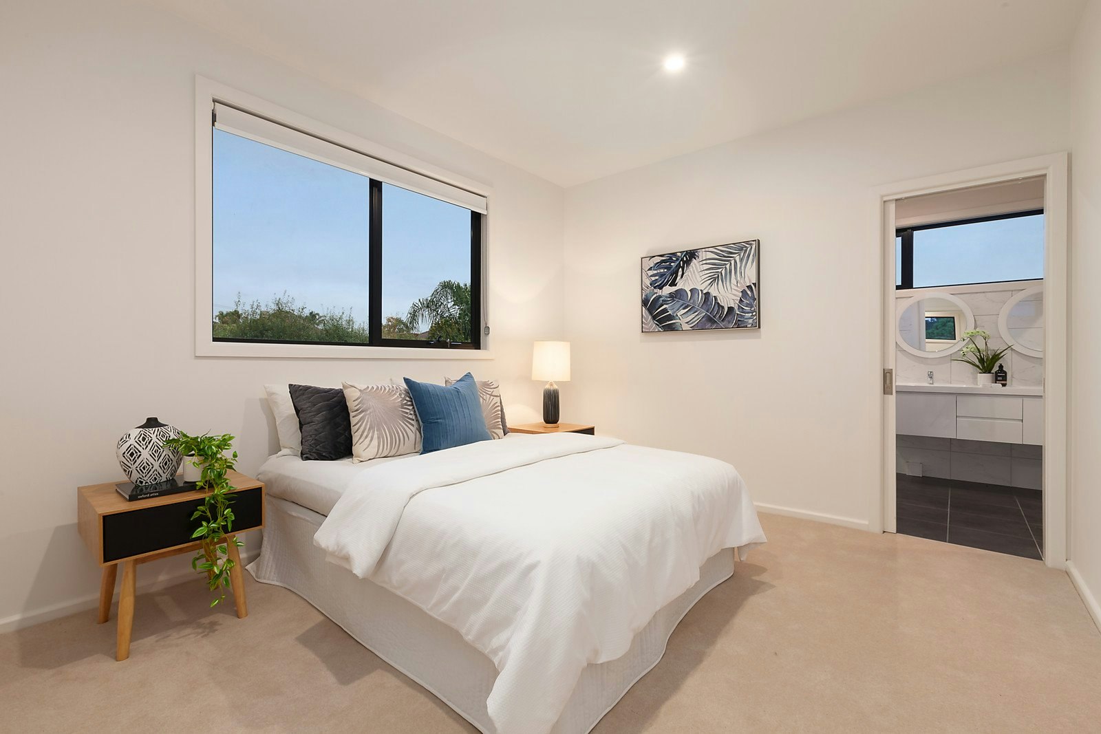 2/55 Westbrook Street, Kew East, VIC