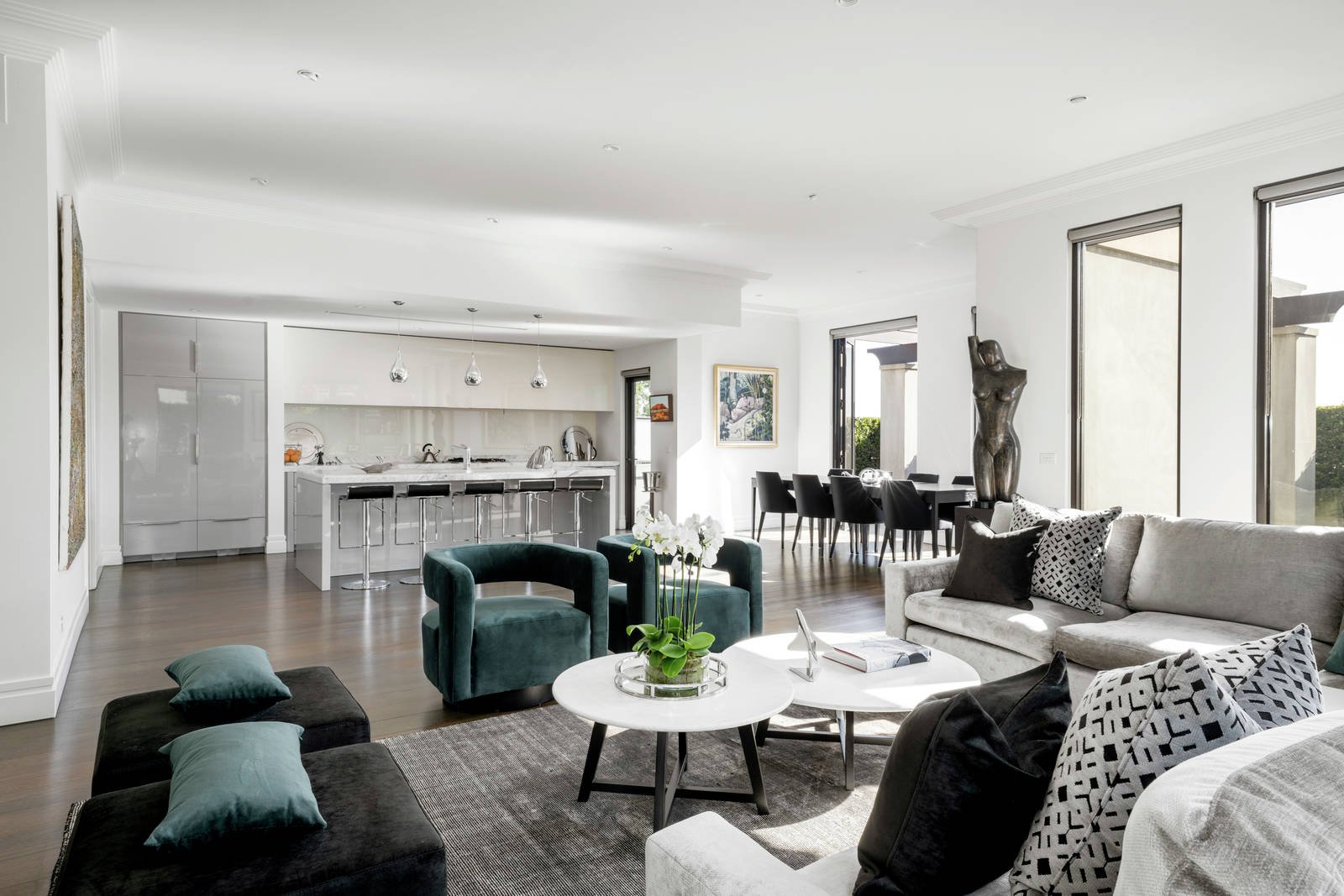Penthouse, 103 Mathoura Road, Toorak - Thumbnail 4