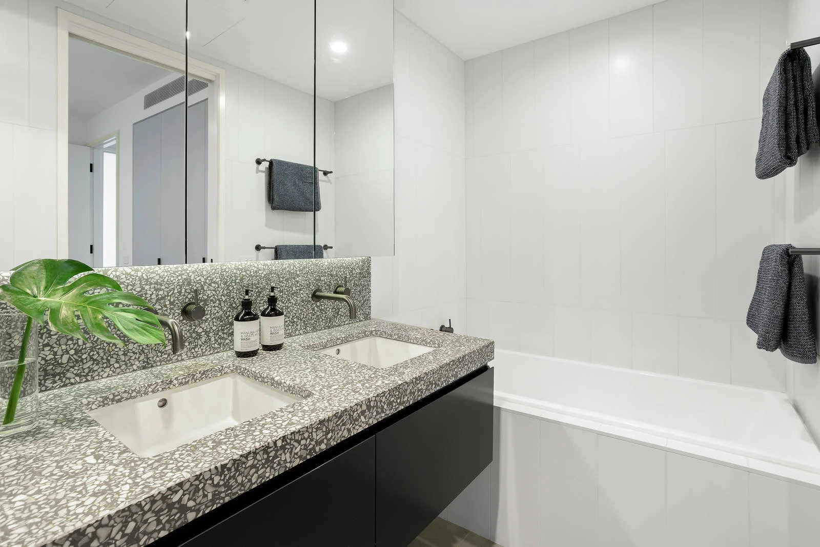 102/1571 Malvern Road, Glen Iris, VIC