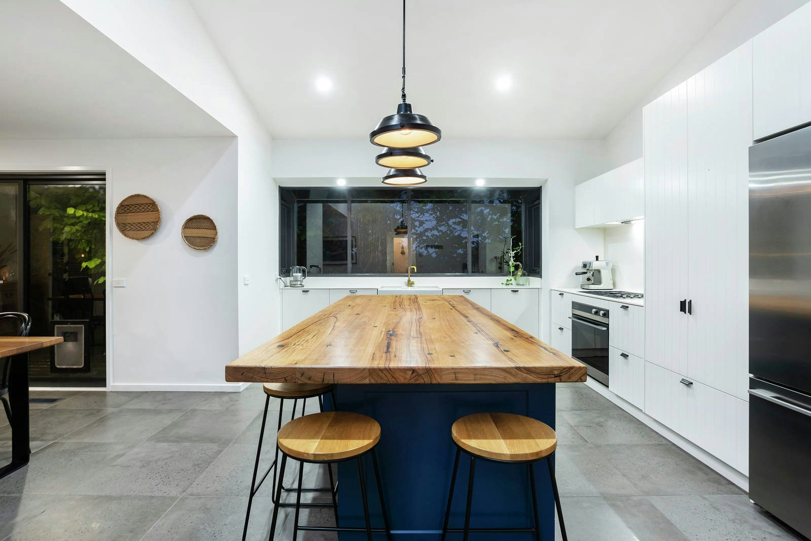 16 Jacaranda Crescent, Mornington, VIC