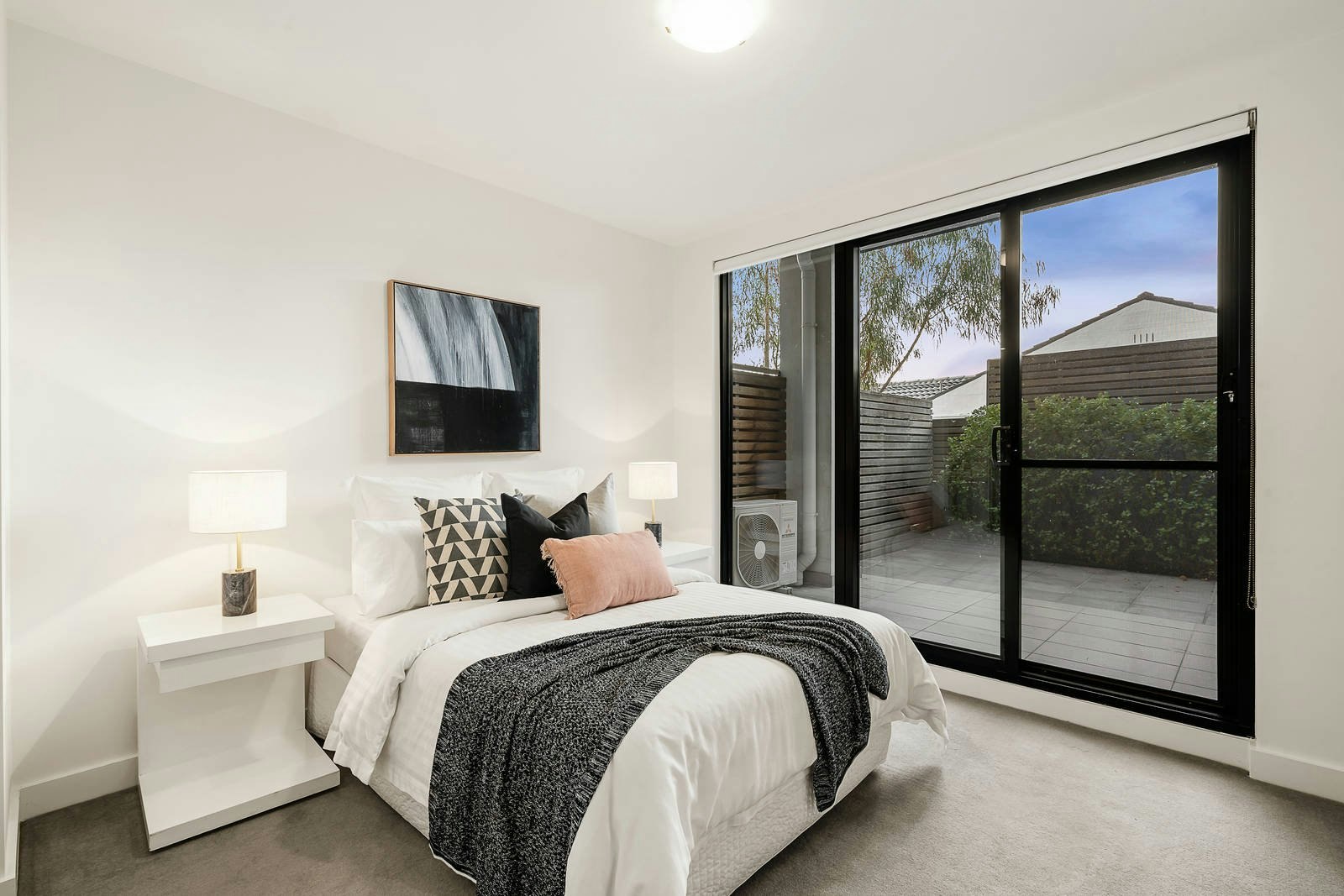 1/1295 Toorak Road, Camberwell, VIC