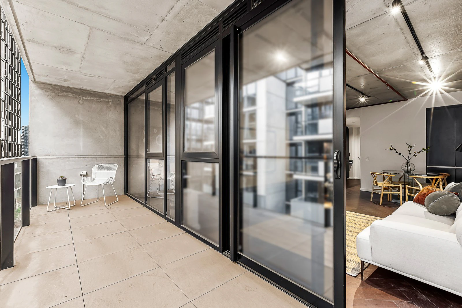 703/221 Rosslyn Street, West Melbourne, VIC