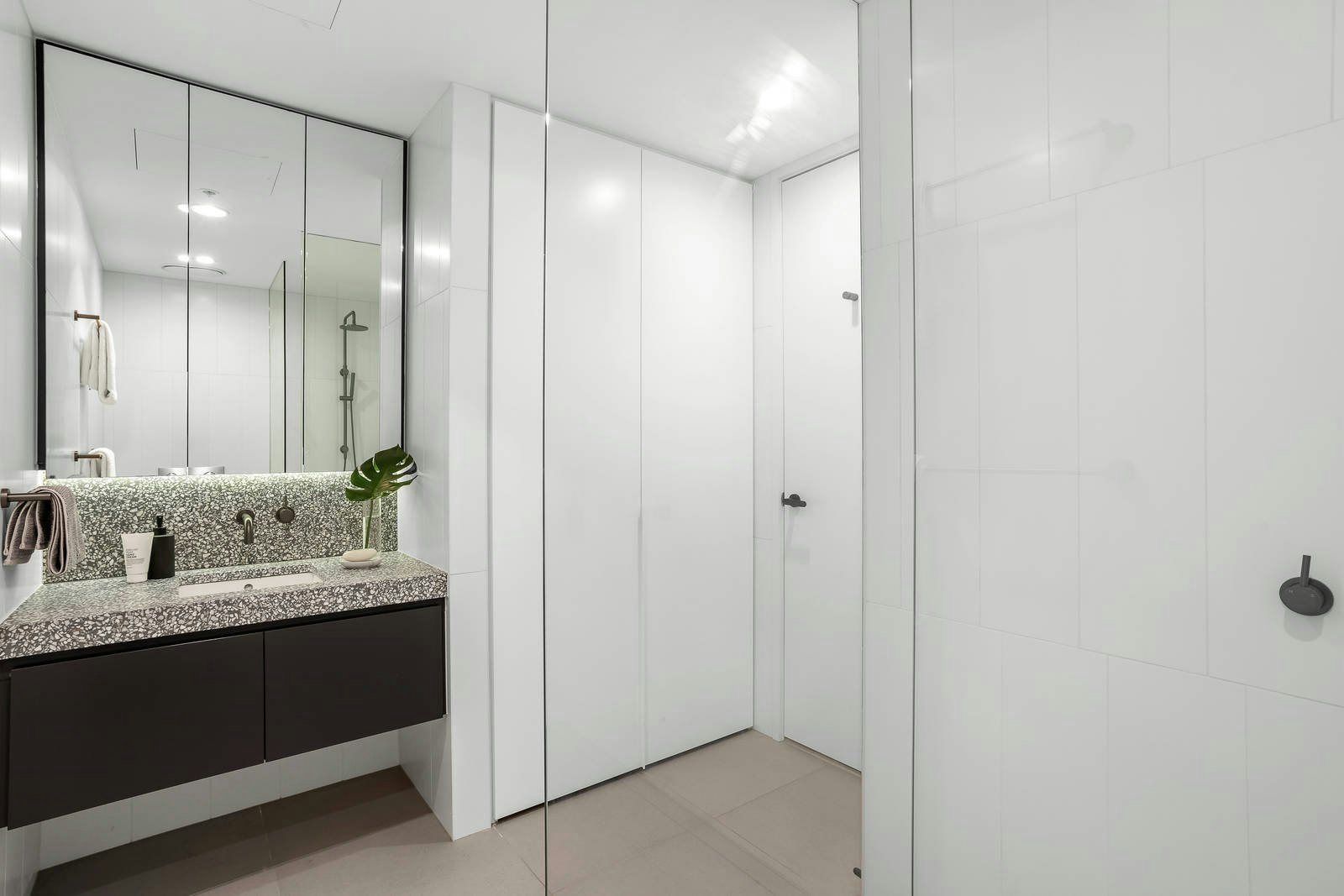 102/1571 Malvern Road, Glen Iris, VIC