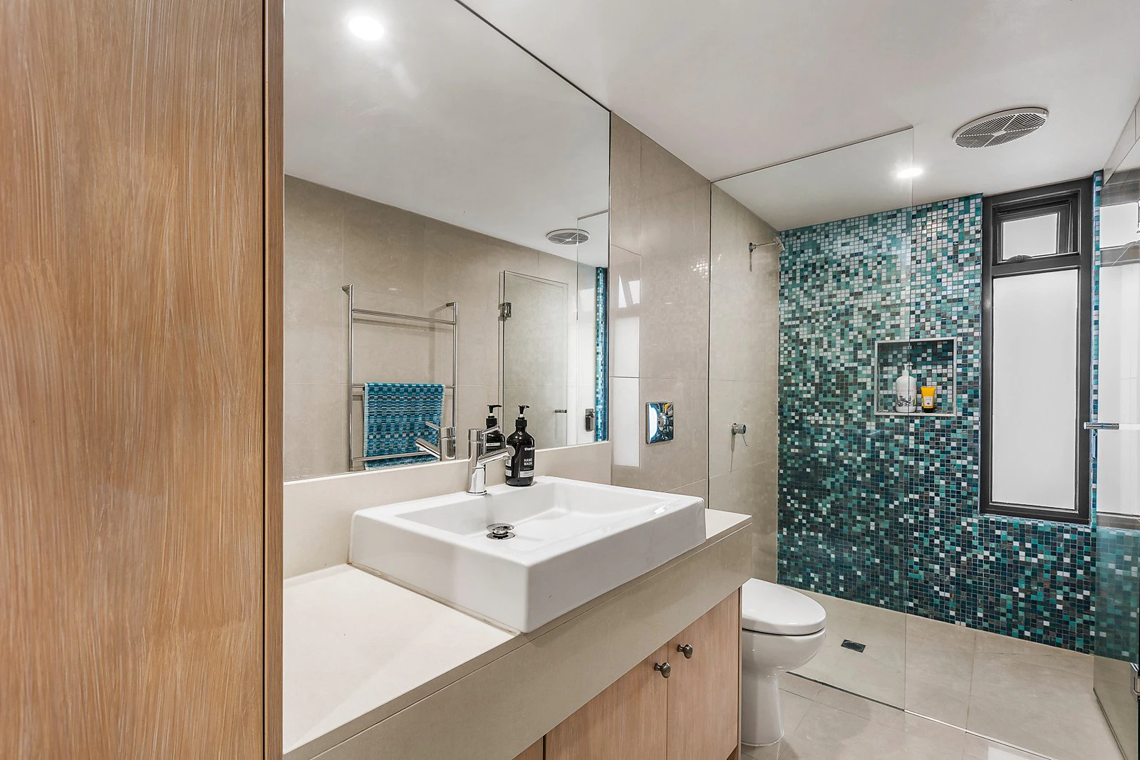 148 Evans Street, Port Melbourne, VIC