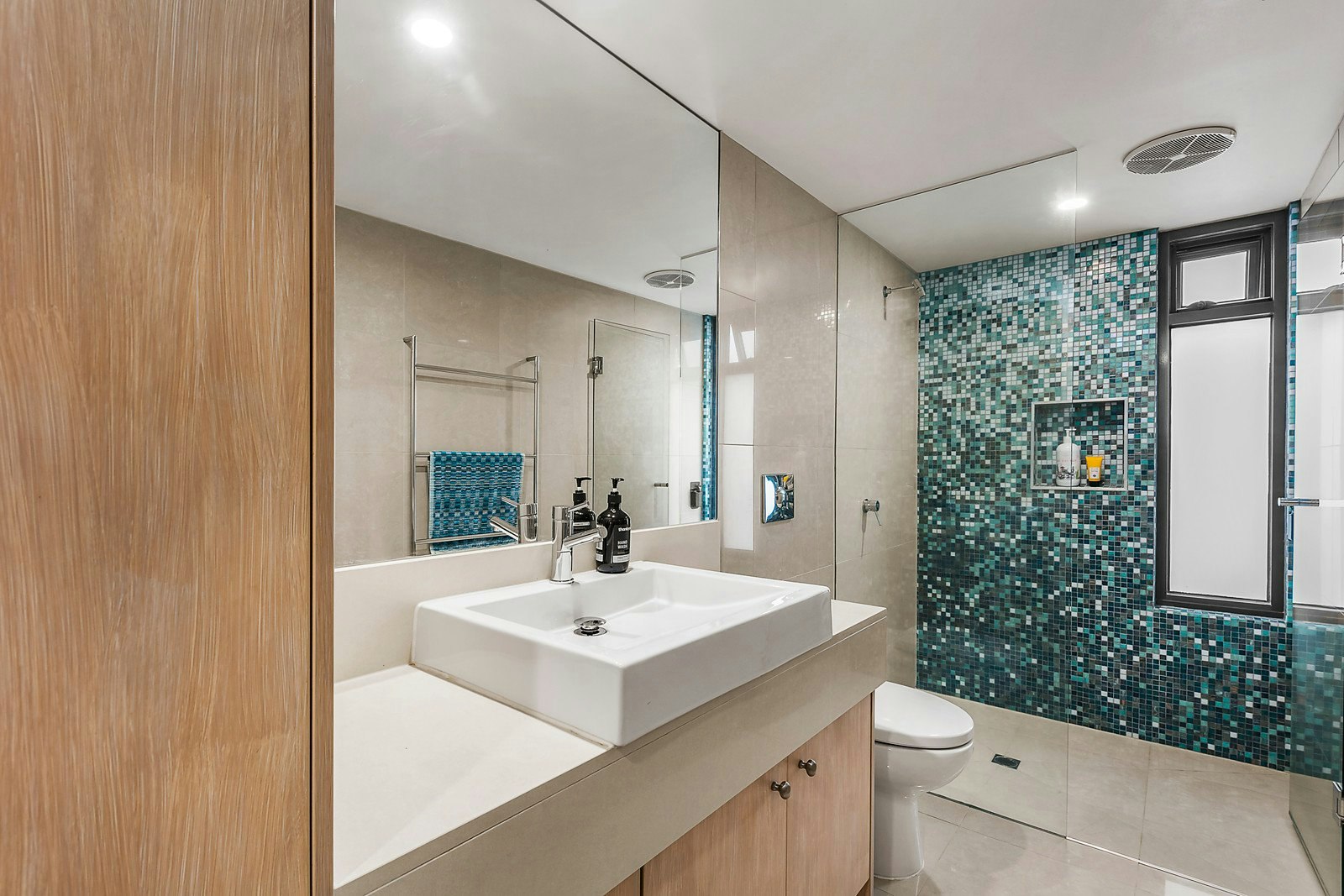 148 Evans Street, Port Melbourne, VIC