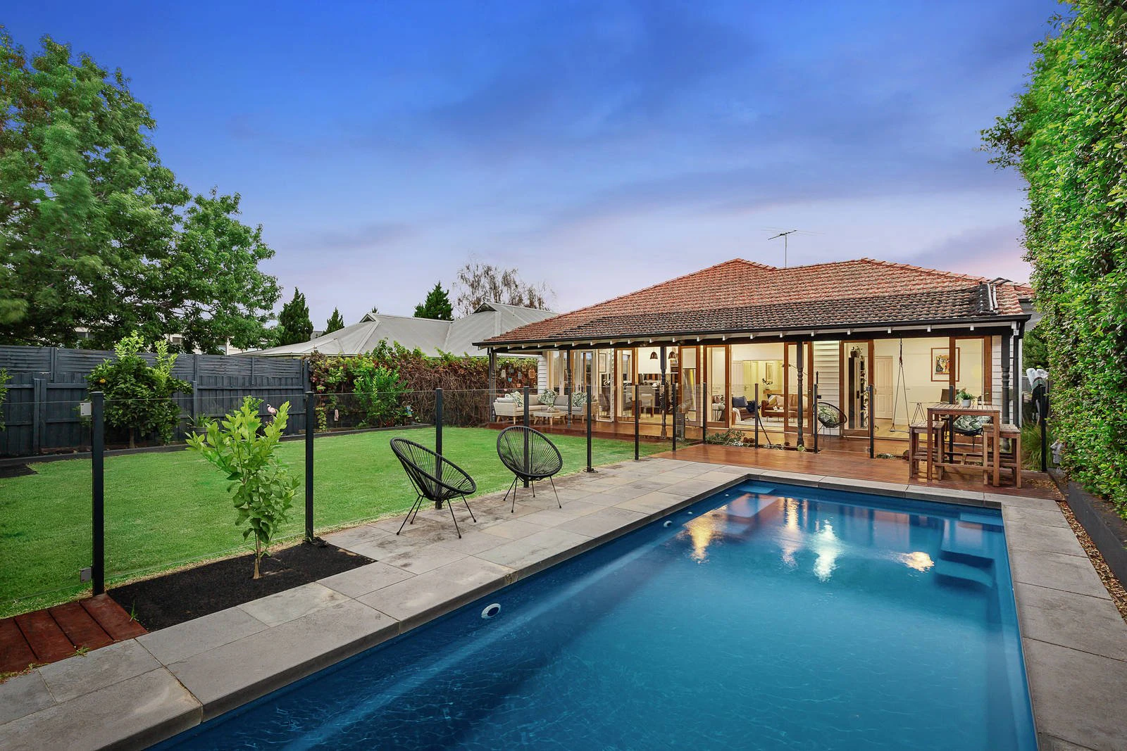 27 Highbury Avenue, Hampton East, VIC