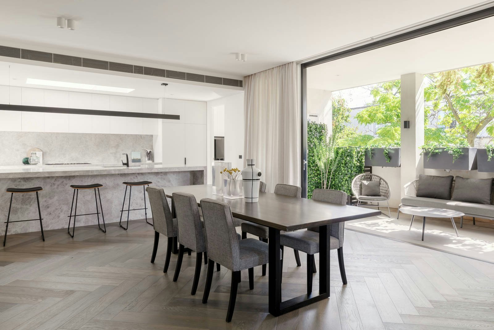 3/2 Brookville Road, Toorak, VIC