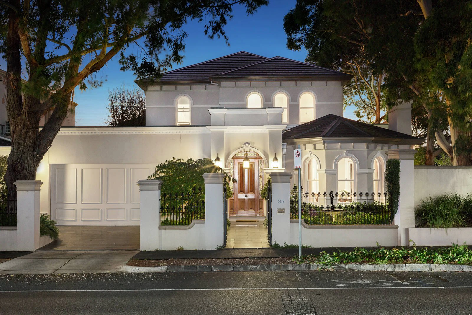 35 Cochrane Street, Brighton, VIC