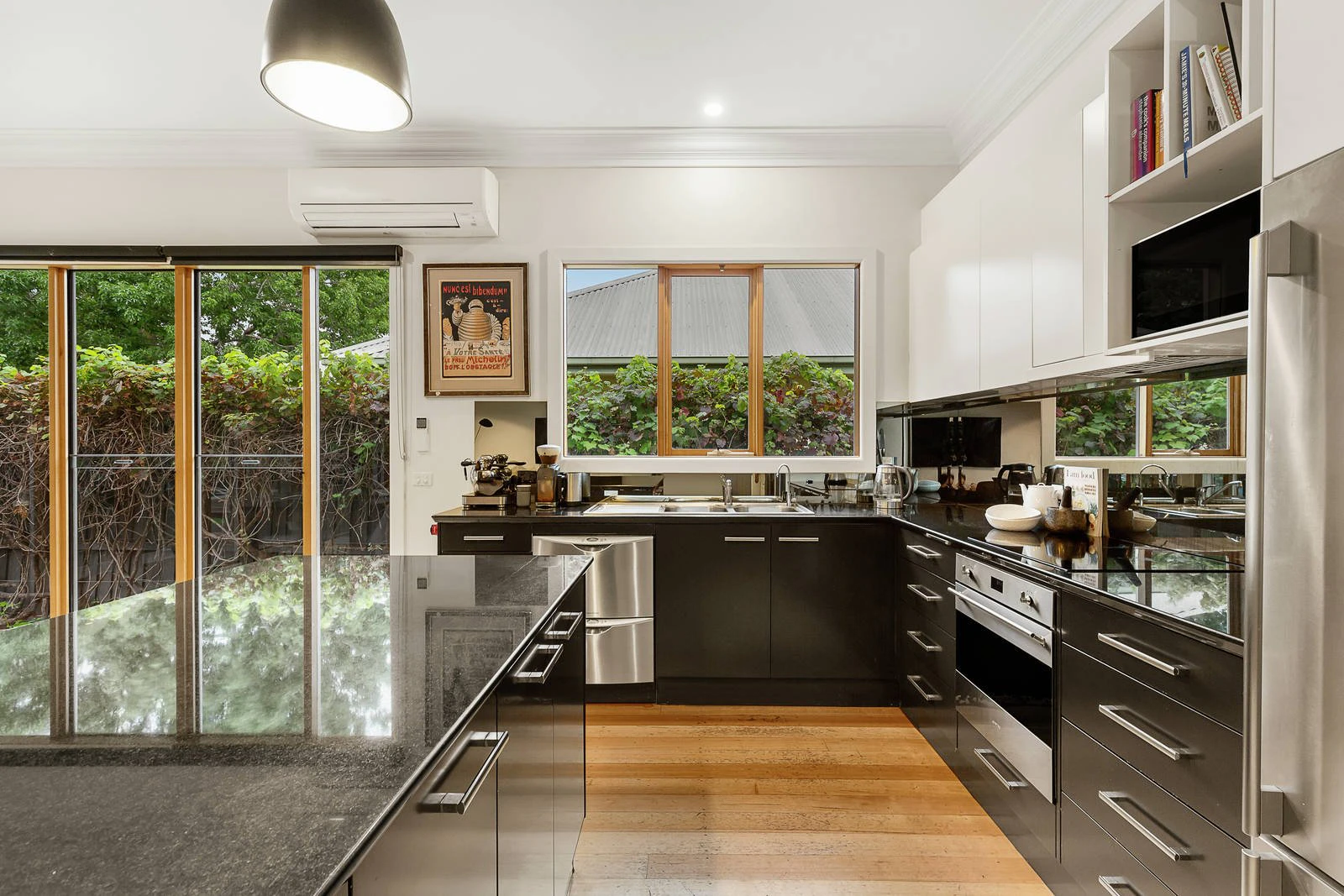 27 Highbury Avenue, Hampton East, VIC