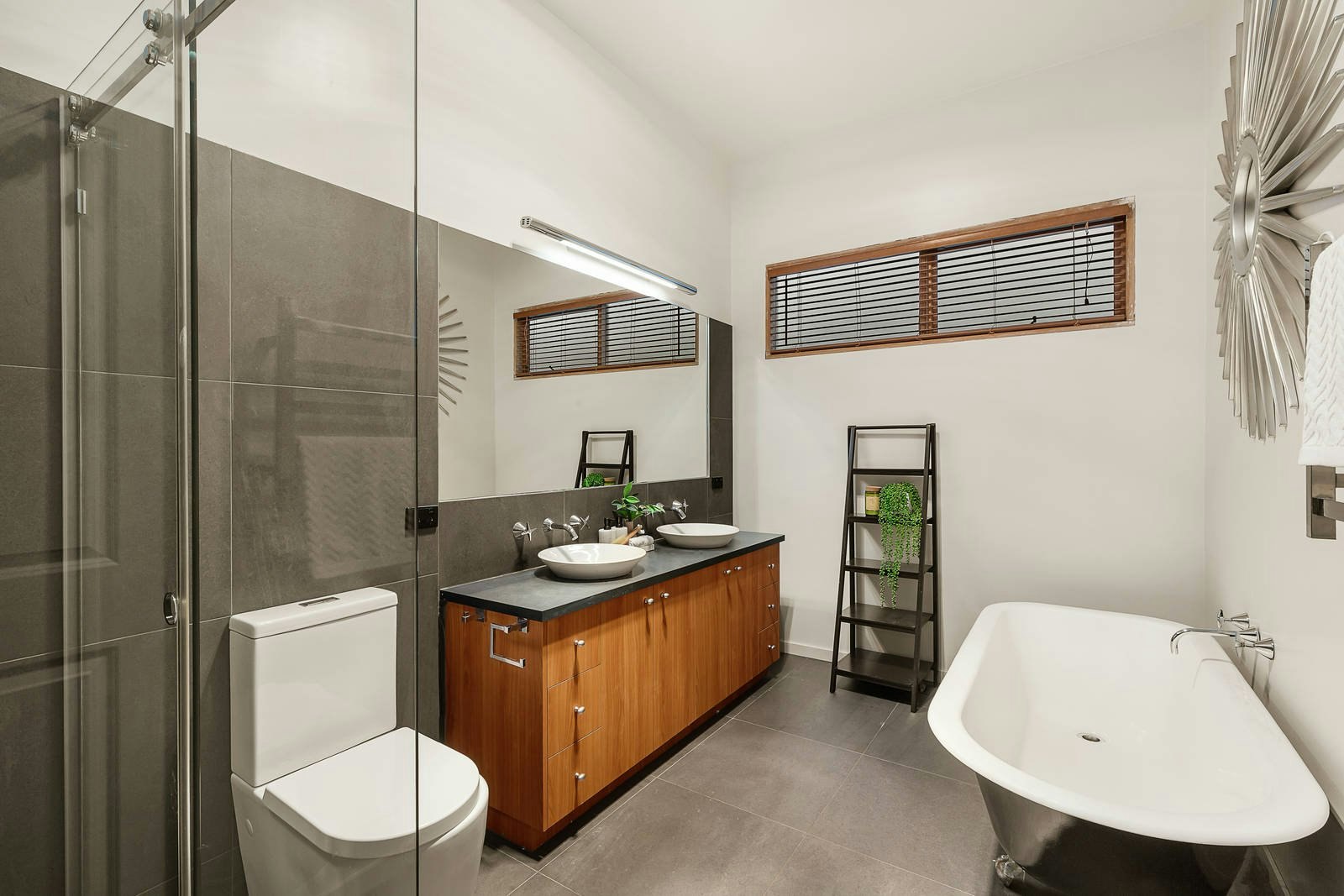 27 Highbury Avenue, Hampton East, VIC