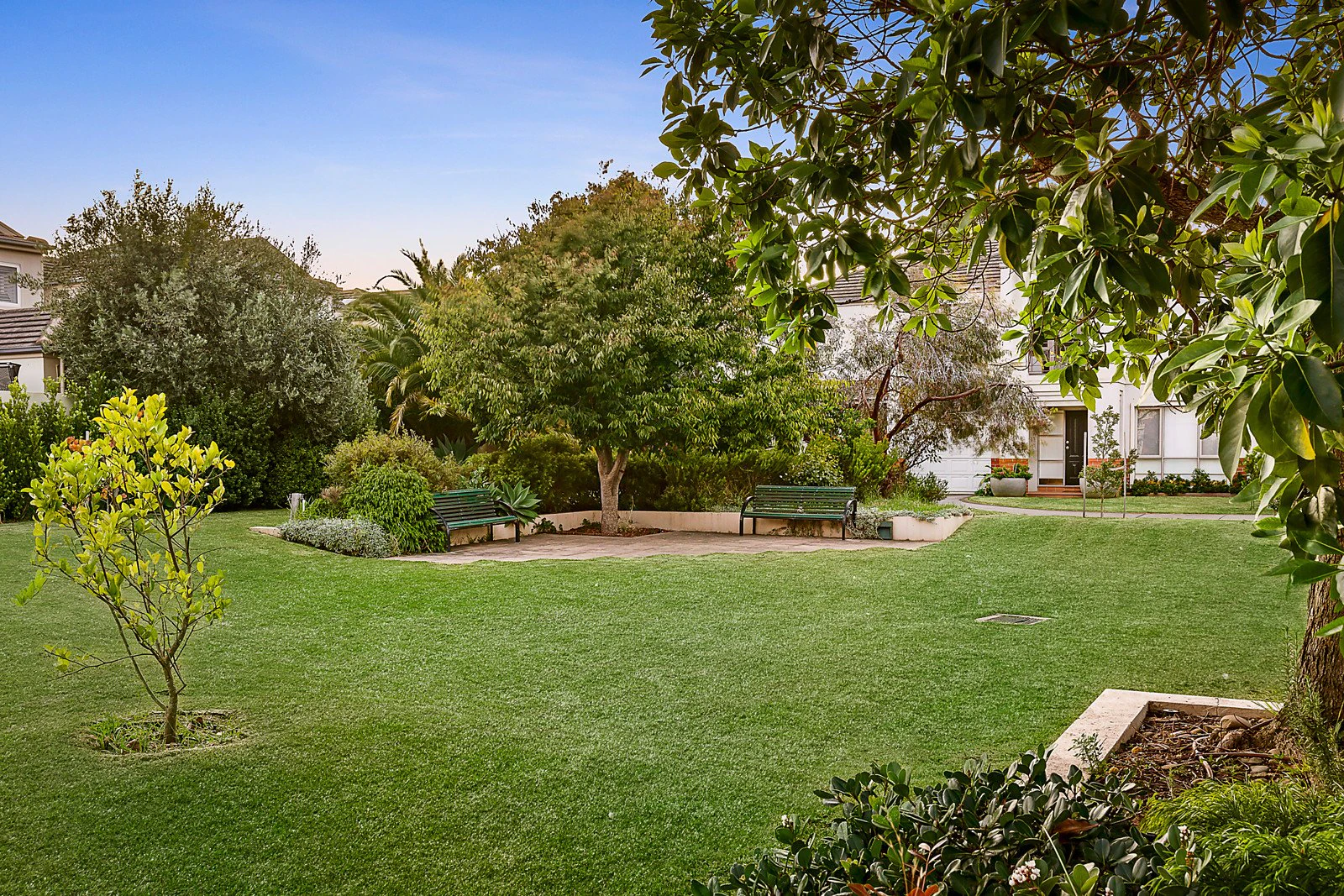 13 Canberra Parade, Port Melbourne, VIC