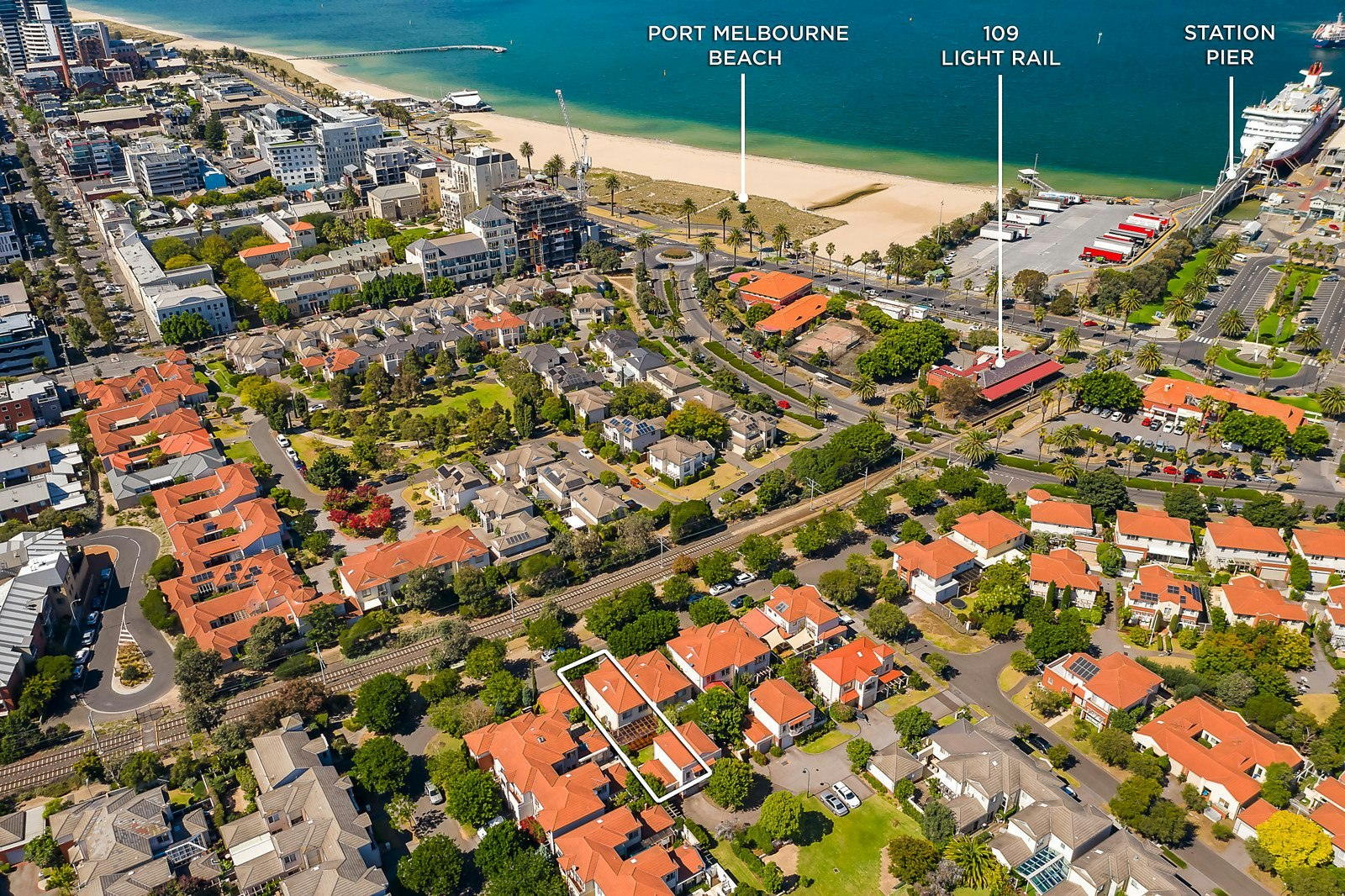 13 Canberra Parade, Port Melbourne, VIC