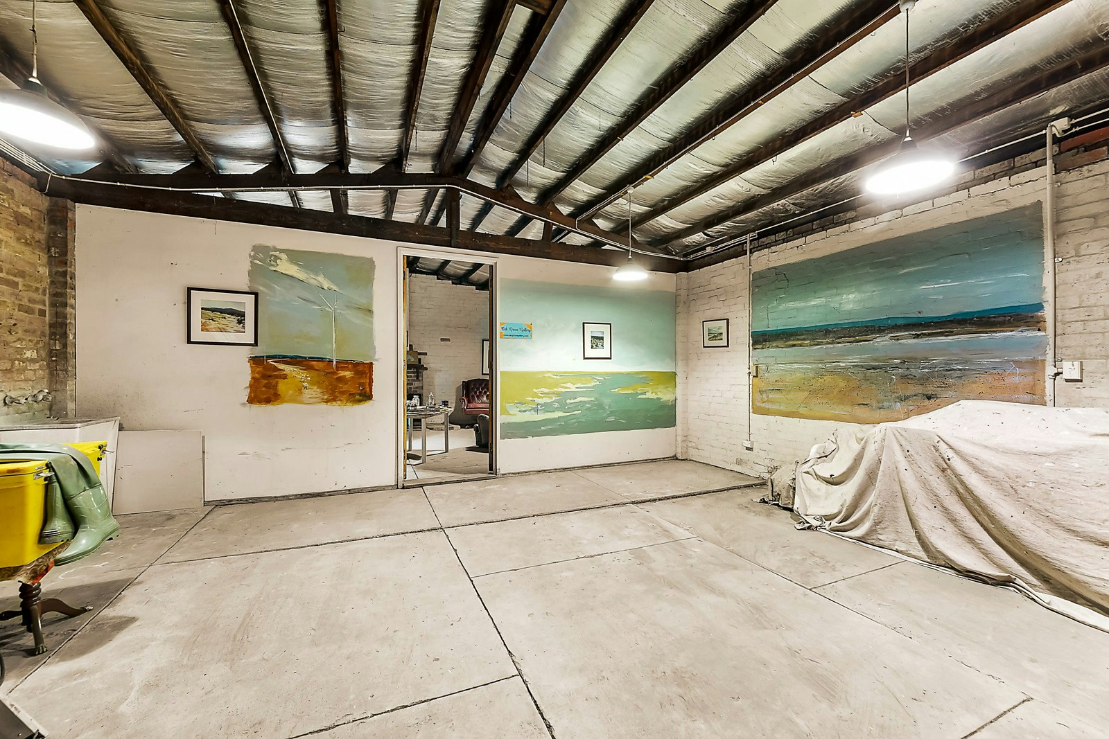 4 Oak Grove, Malvern East, VIC