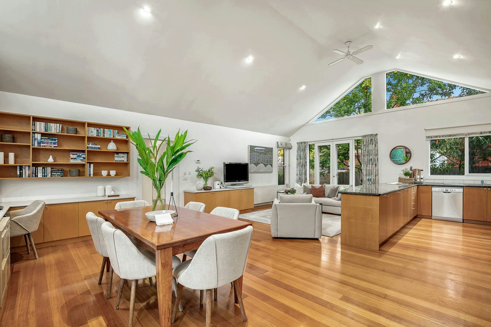 85 Finch Street, Malvern East, VIC