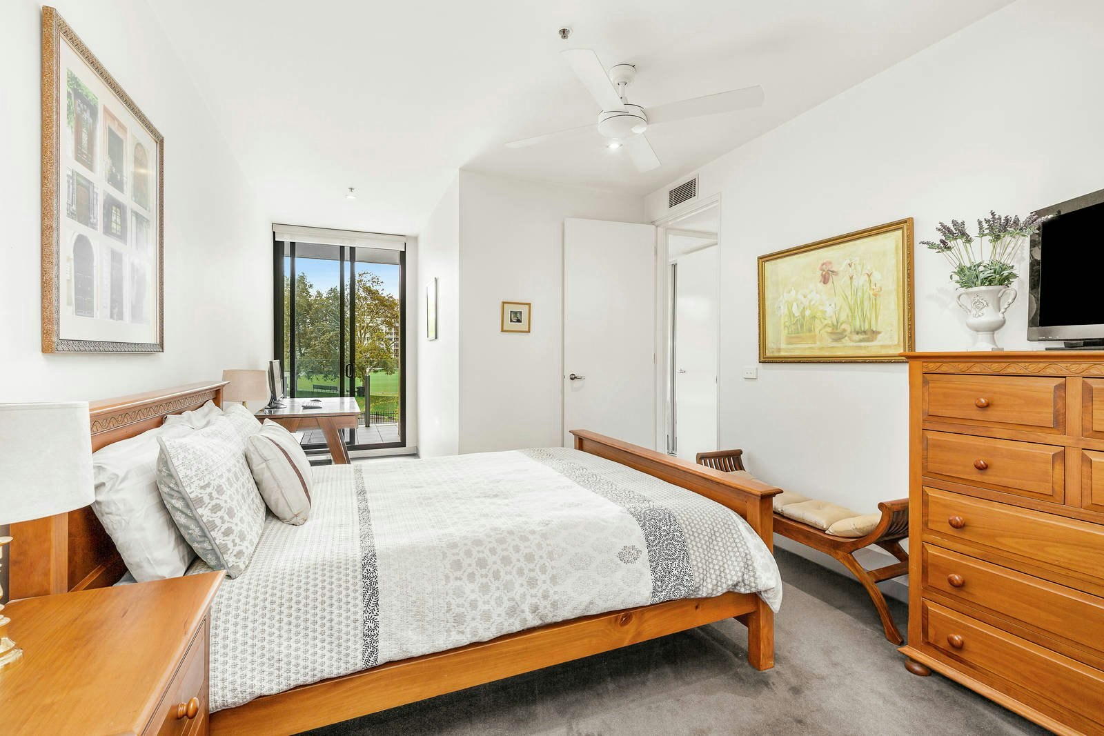 103/1 Roy Street, Melbourne, VIC