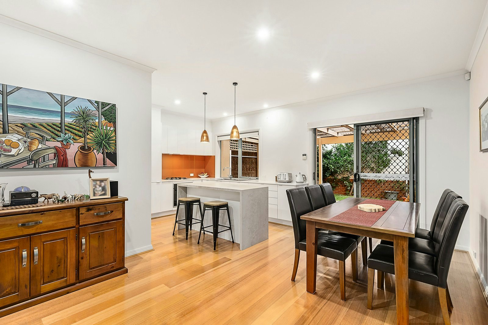 13 Canberra Parade, Port Melbourne, VIC