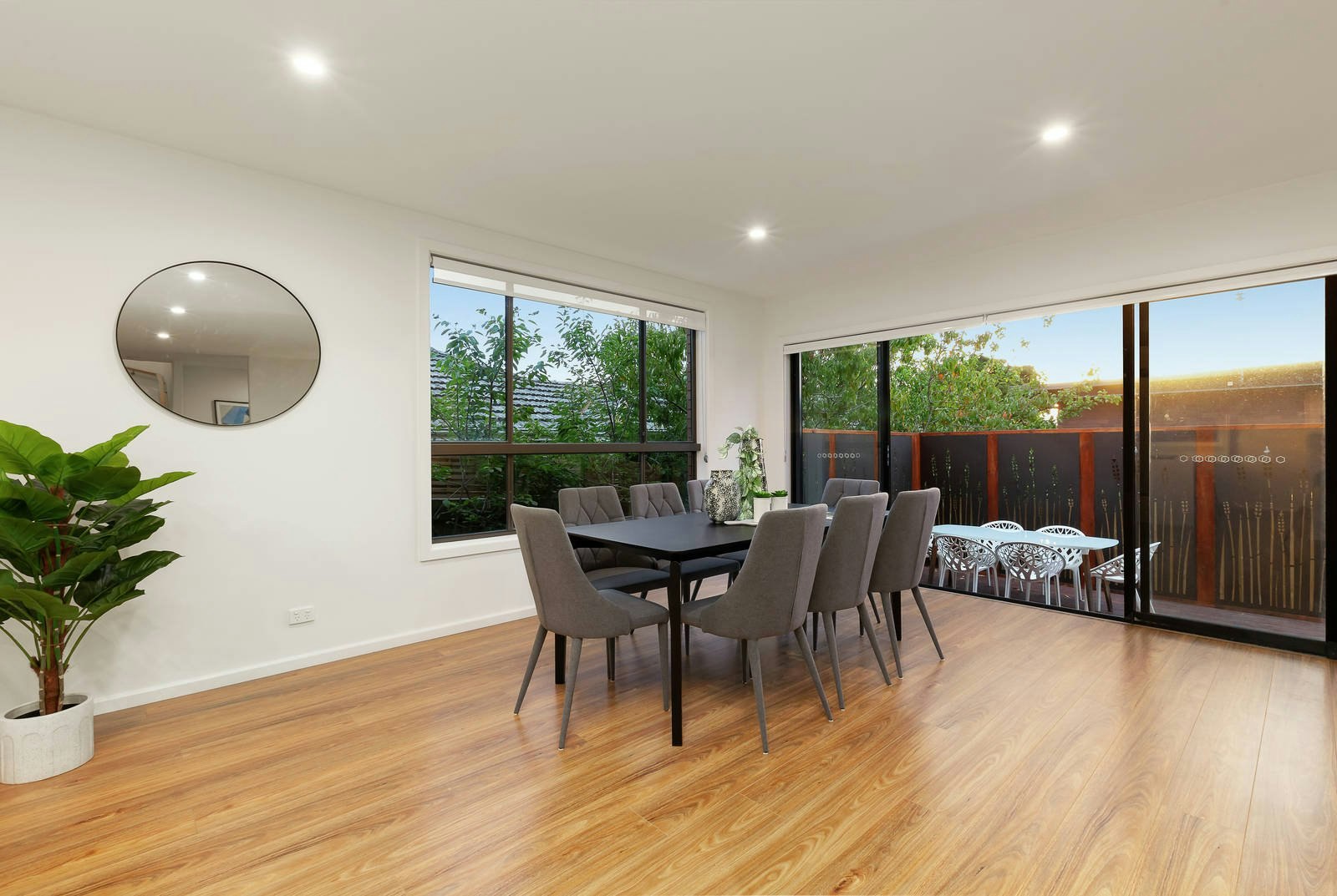 2/55 Westbrook Street, Kew East, VIC